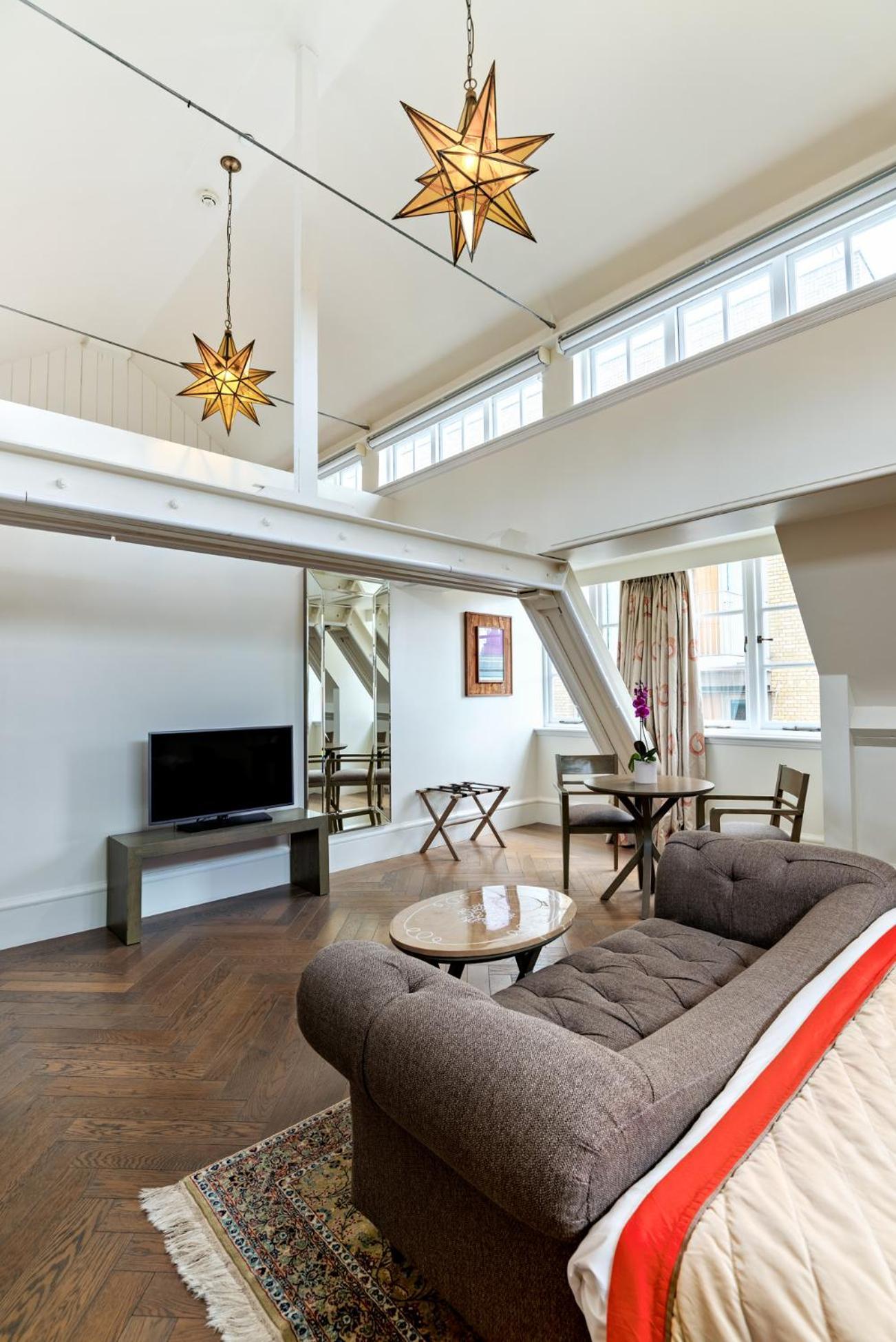 The Lalit London Otel Dış mekan fotoğraf A typical apartment